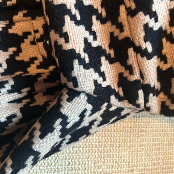 Black & Tan Houndstooth Coat by Sigrid Olsen - Picture 5 of 10